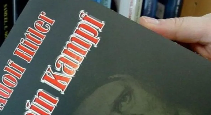 Indignación en Italia por publicación de libro de Hitler