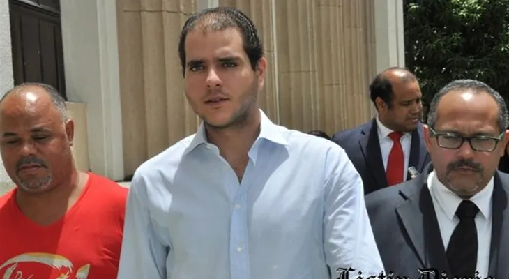 Dejan detenido a uno de los propietarios del bar La Chismosa para investigar incidente