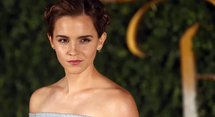 El topless de Emma Watson para Vanity Fair
