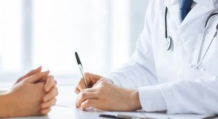 Médicos de NY dejarán de entregar recetas en papel