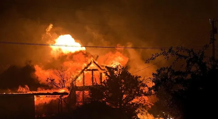 Mueren 19 bomberos en incendio en Arizona