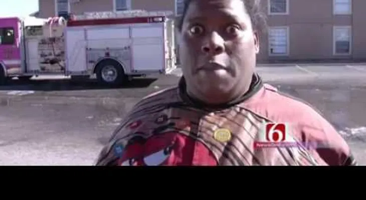 Ella fue testigo de un incendio y su testimonio se volvió viral (VIDEO)