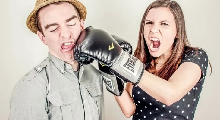 5 cosas que jamás debe hacer cuando está peleando con su pareja