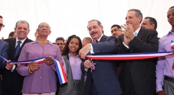 Presidente Medina inaugura 4 escuelas en Hato Mayor