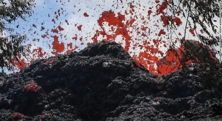 Hawai, en alerta por nuevas fisuras tras la erupción del volcán Kilauea
