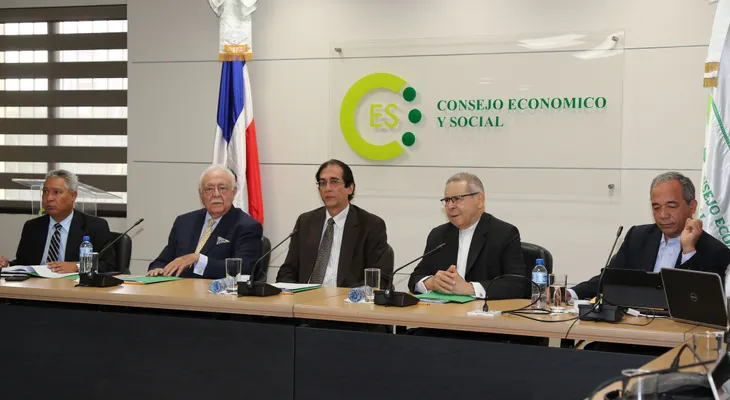 Reinician diálogo para la firma del Pacto Eléctrico