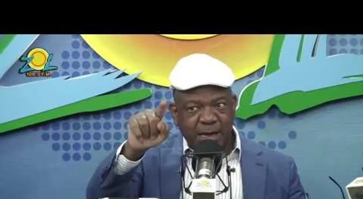 "Si me pone una querella le doy un tiro en la cabeza"