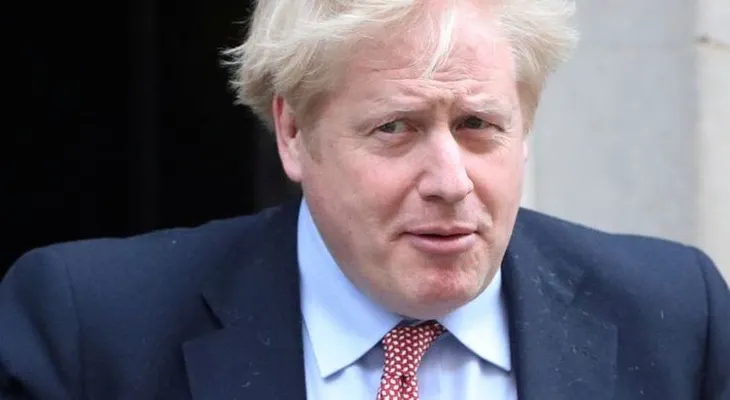 Boris Johnson empeora su cuadro de coronavirus y lo llevan a terapia intensiva