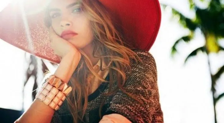 Conoce los cuidados básicos para proteger el cabello del sol
