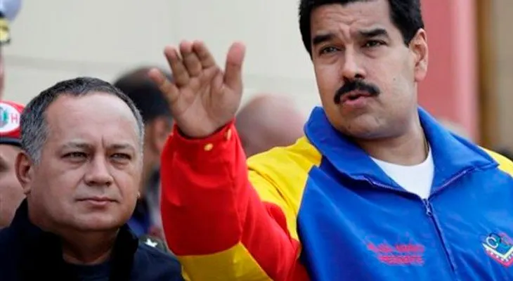 Supremo venezolano anula iniciativa opositora contra Maduro 