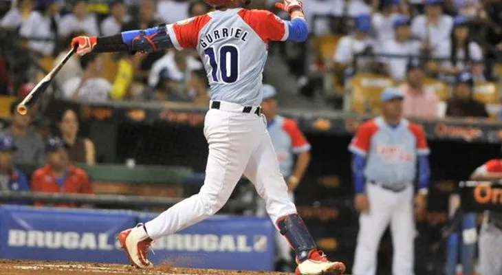 Cuba gana y va ante México en la semifinal