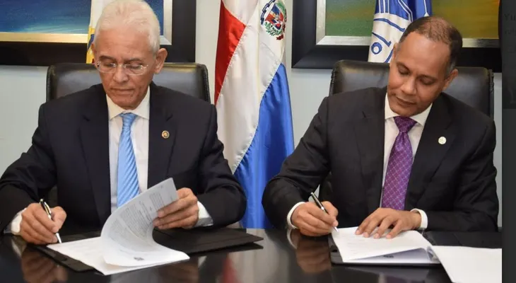 Superintendencia firma acuerdo con la Optic y lanza un nuevo portal web