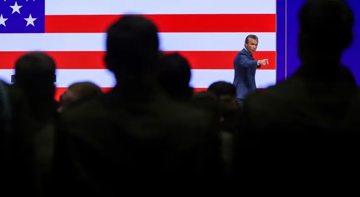 El estilo provocador de Hegseth al frente del Pentágono: ¿trampolín a la Casa Blanca o riesgo para su futuro político?