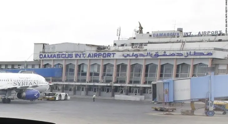 Explosión golpea área del aeropuerto de Damasco; Siria culpa a Israel