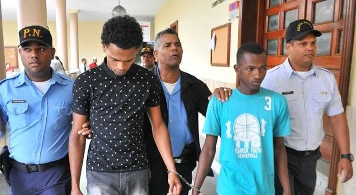 Jueza impone un año de prisión a acusado de matar a teniente de PN