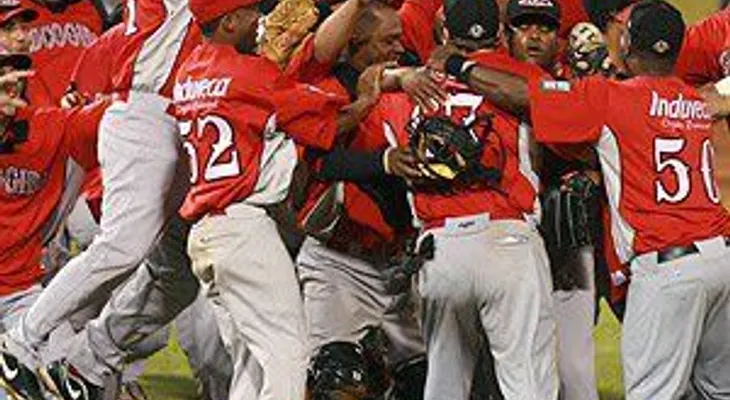 Leones derrotan Aguilas 7-3; Toros 6-1 a los GC y Licey se impone 5-0 sobre EO 