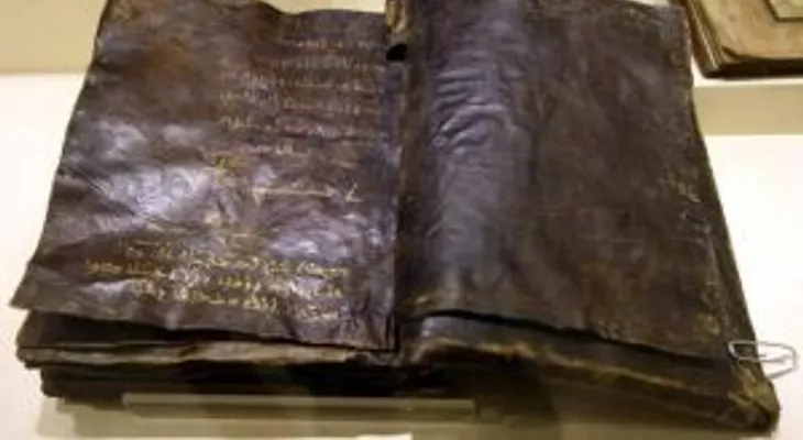 Descubren biblia de 1,500 años, asegura Jesús no fue crucificado