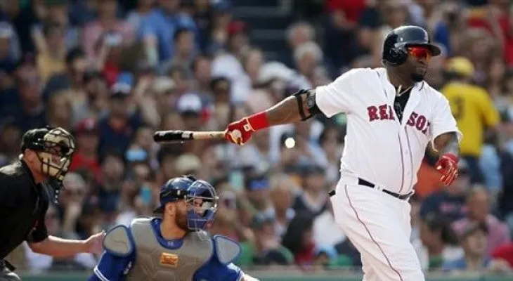David Ortiz, Betts y la repetición ayudan a Medias Rojas