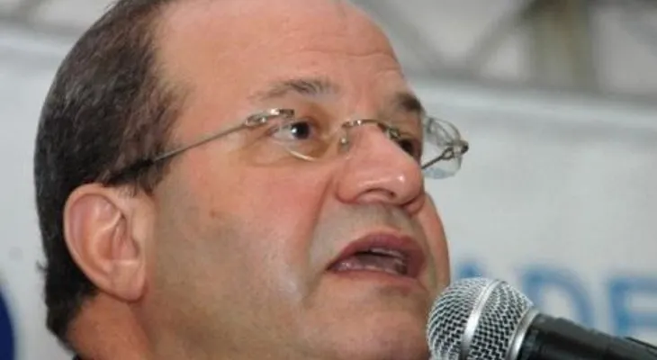 José Tomás Pérez califica alcalde de NY de hipócrita intolerable