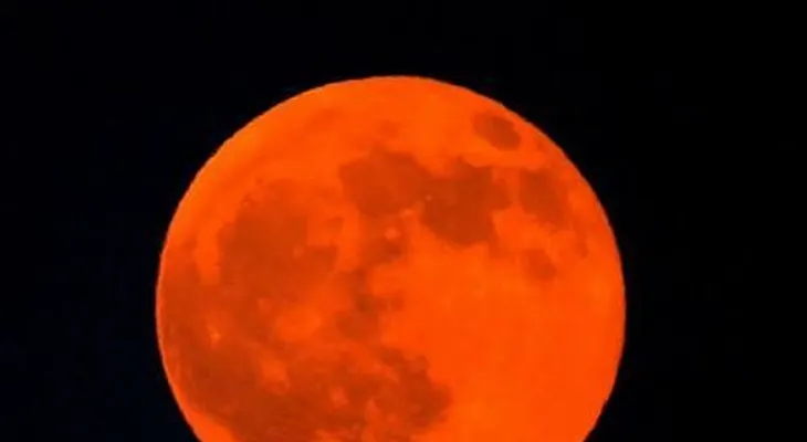 La Luna se vuelve roja en la mayor parte de América