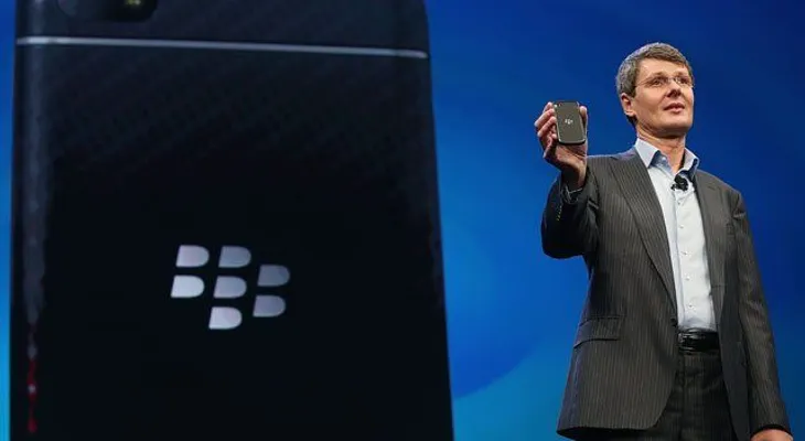BlackBerry perdió 965 millones de dólares en el segundo trimestre