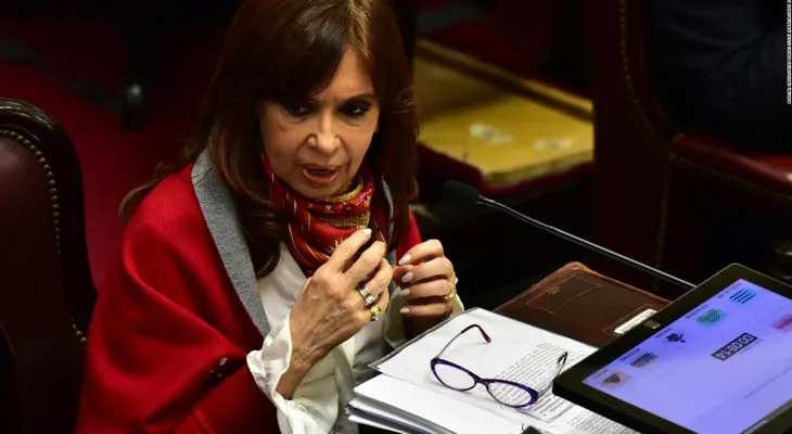 Argentina: Cristina Fernández de Kirchner pide la nulidad de los cargos y la recusación del juez Bonadío y fiscales