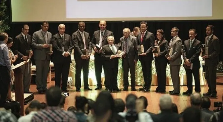 Ponen en circulación obra en homenaje al jurista Artagnan Pérez Méndez 
