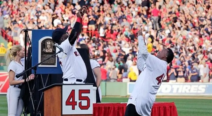 Gran tributo de Boston para Pedro Martínez