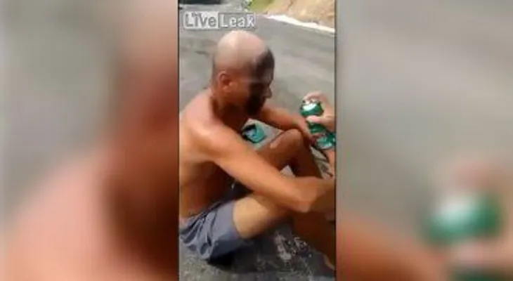 Prenden fuego a un ladrón en Caracas, Venezuela