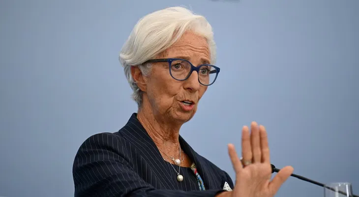 Christine Lagarde dimite al frente del BCE y dejará el cargo el 7 de febrero de 2027