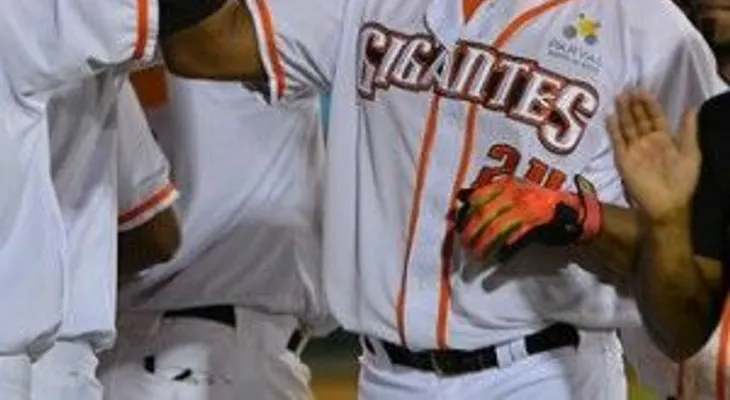  Los Gigantes derrotan al Licey