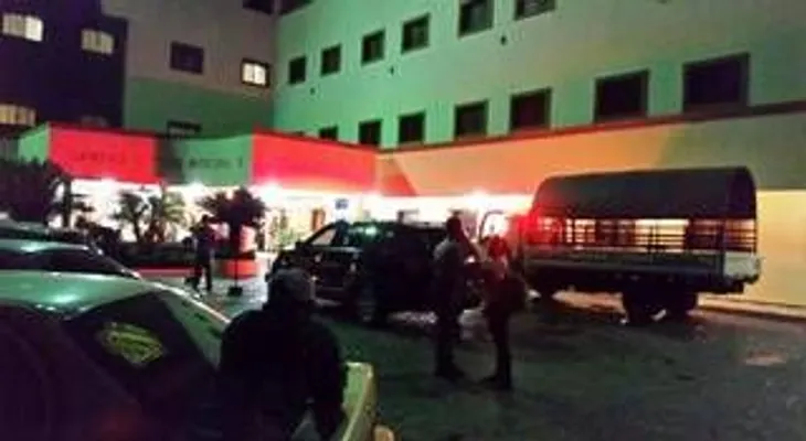 Allanan tres locales del Centro Médico Integral en el municipio SDE; clausuran uno       