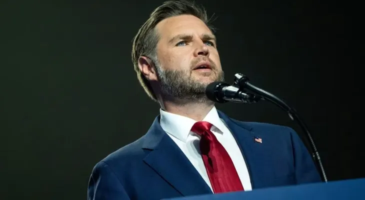 J.D. Vance insta a los republicanos a destacar los logros más populares de la administración Trump