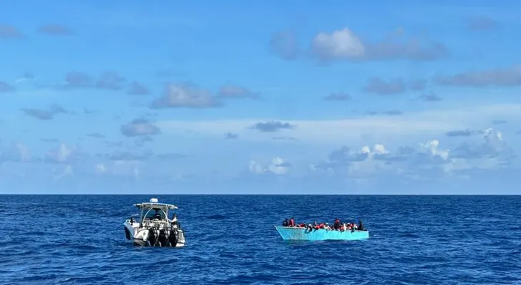 Repuntan los viajes en yola hacia Puerto Rico: 217 dominicanos detenidos en lo que va de año