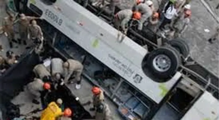 14 muertos y 40 heridos por accidente de autobús en Brasil 