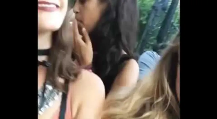 Obama: una de sus hijas captada fumando...dicen que marihuana (VIDEO)