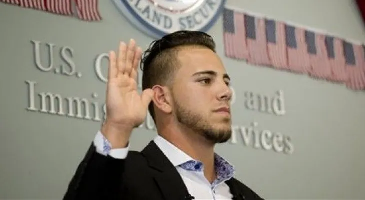 Picher cubano José Fernández se convierte en ciudadano estadounidense 