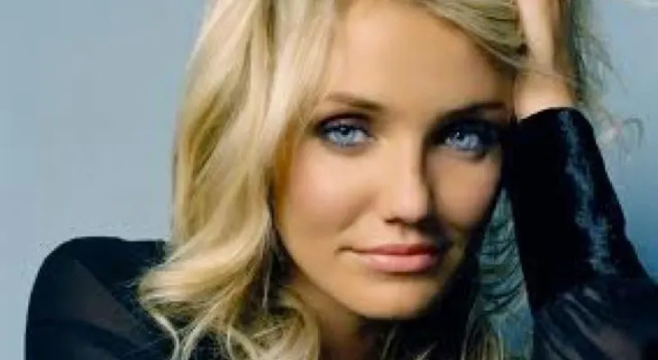 Actriz Cameron Diaz confiesa que se acostó con una mujer, pero no dice de qué manera