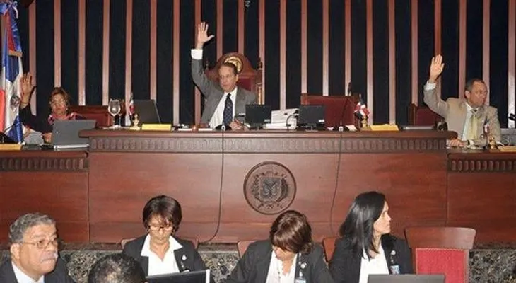 Senado aprueba proyecto ley de Símbolos Patrios