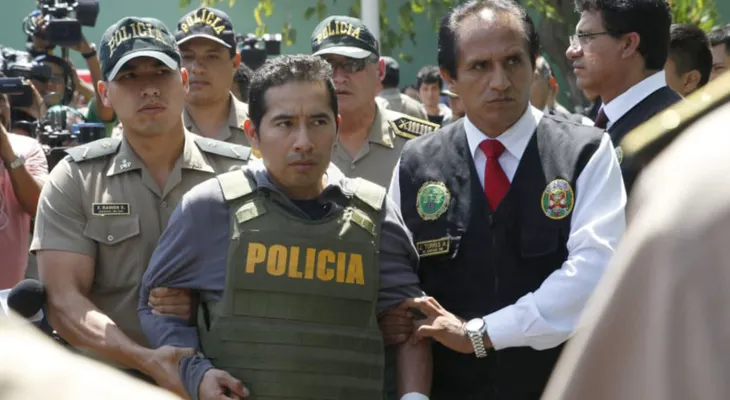 Detienen a sospechoso de prenderle fuego a una mujer dentro de un autobús en Perú