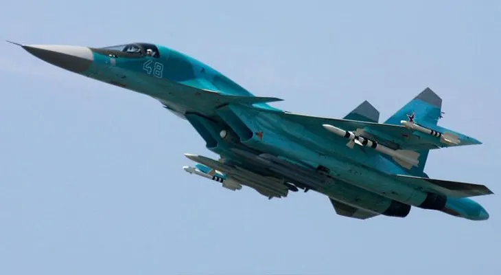 La nueva súper arma de China: Pekín desarrolla su propio cazabombardero 