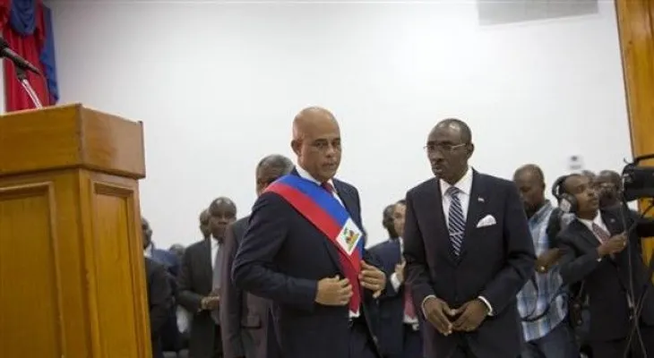 Martelly entrega la presidencia de Haití