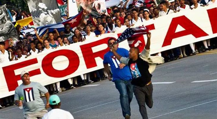 Reclaman derechos en el Día Internacional del Trabajo 