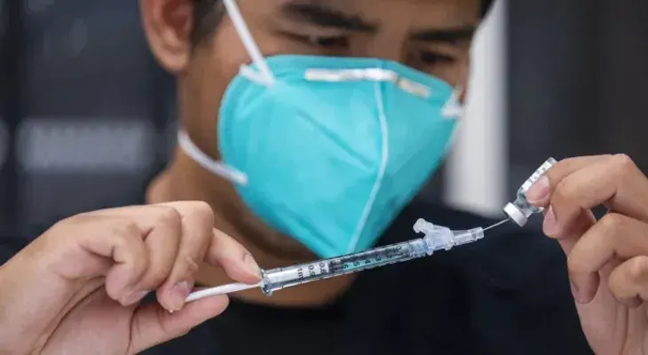 EEUU exhorta vacunación a niños tras aumento de hospitalizaciones