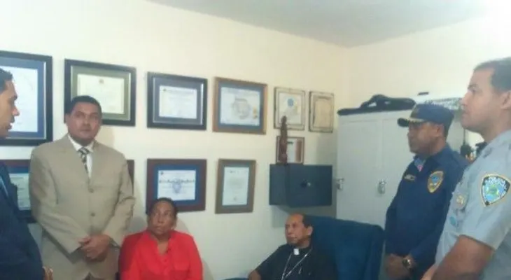 MP y Policía investigan intento de quemar guagua con niños dentro