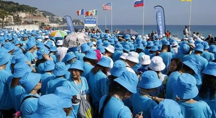 Un empresario llevó sus 6.400 empleados de vacaciones a Francia