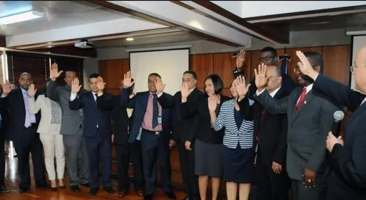 Procurador juramenta 14 fiscales titulares