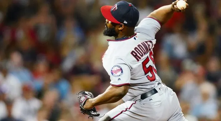 Fernando Rodney salva el 327 de su carrera y se coloca a dos de Cordero