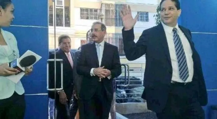 Danilo Medina consulta evangélicos sobre ley de naturalización