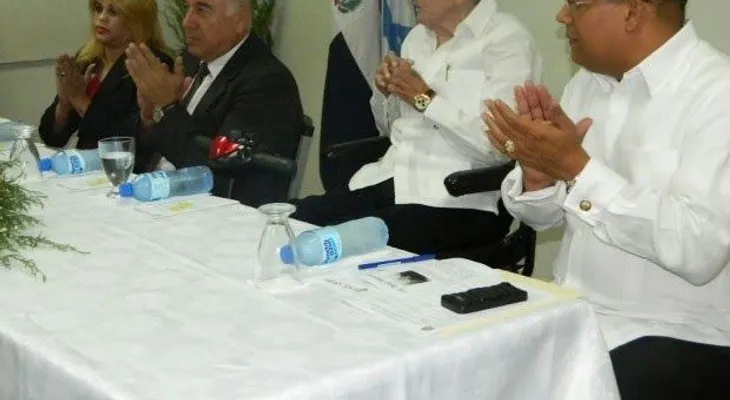 Embajador de Israel en RD dicta conferencia sobre el Medio Oriente